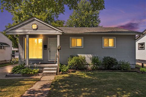 A home in Ypsilanti Twp