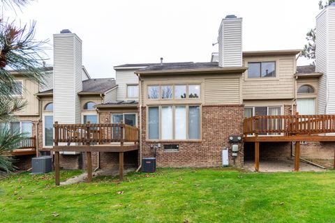 A home in West Bloomfield Twp