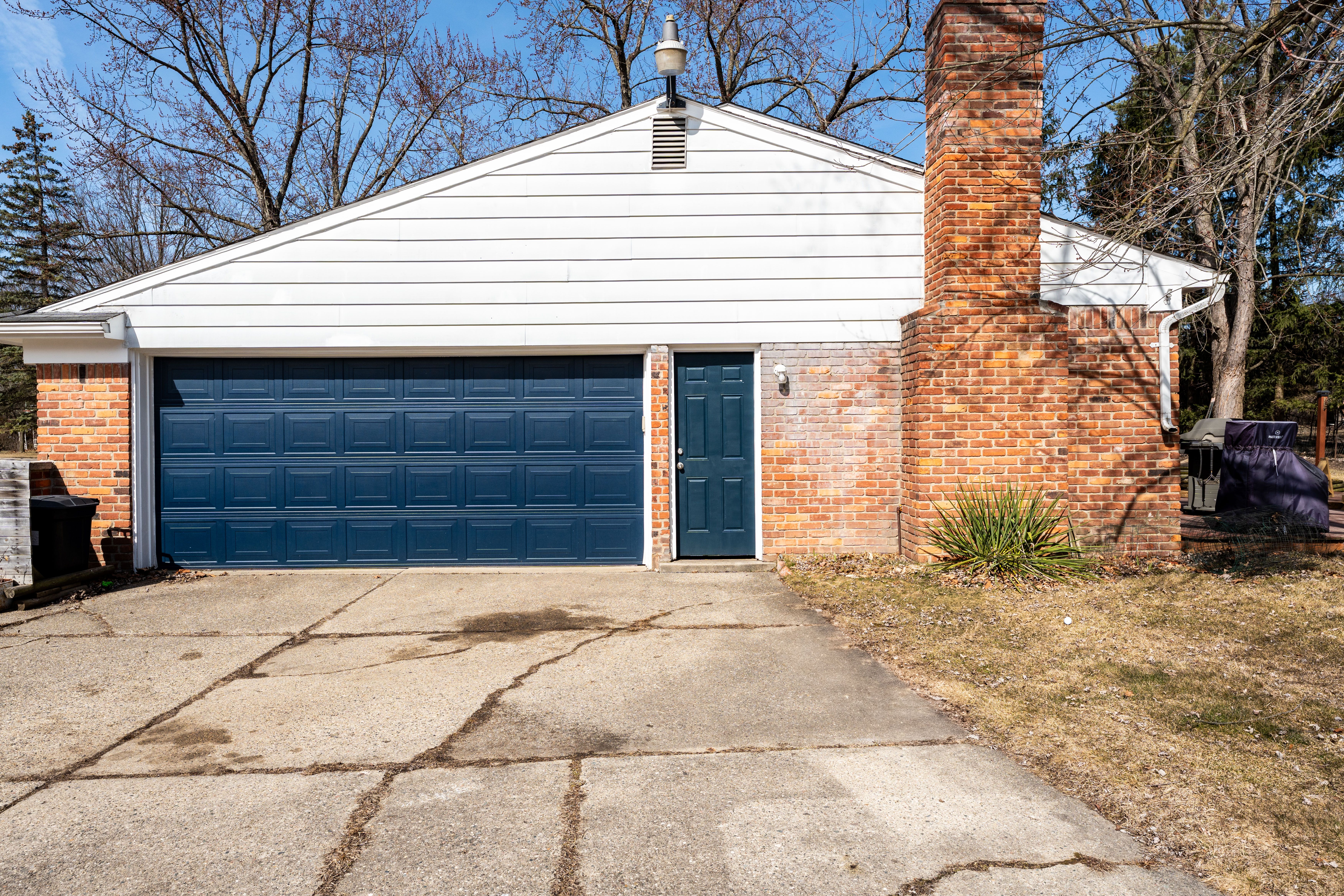 29184 HEMLOCK Court