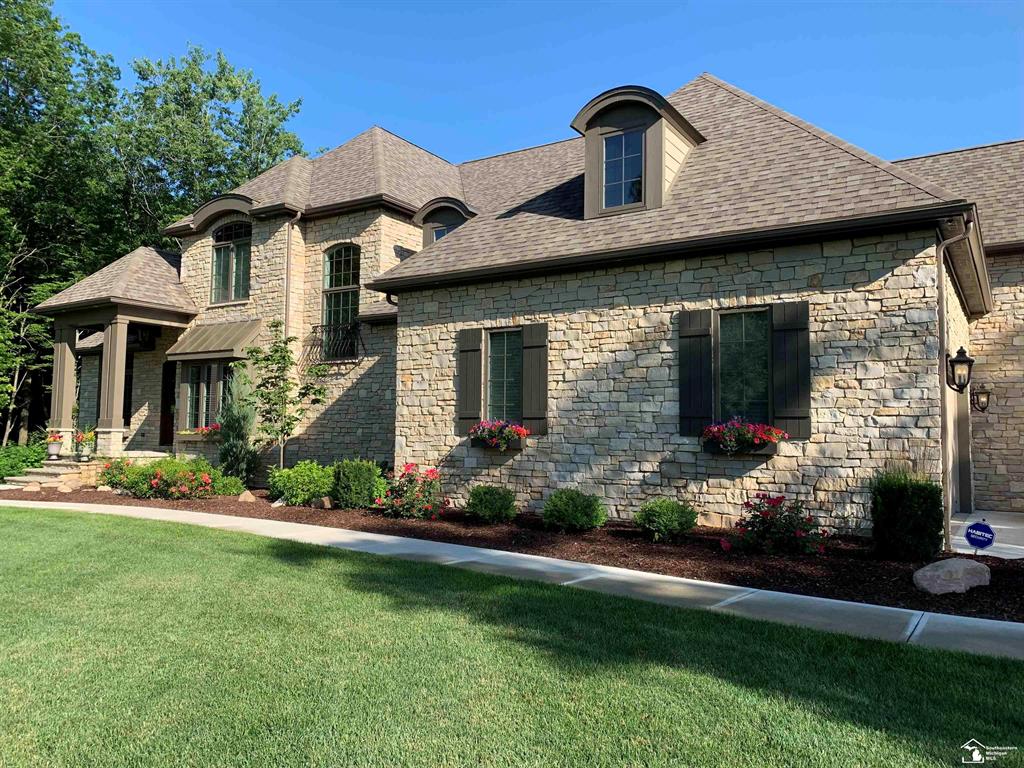 9219 Northcreek Woods