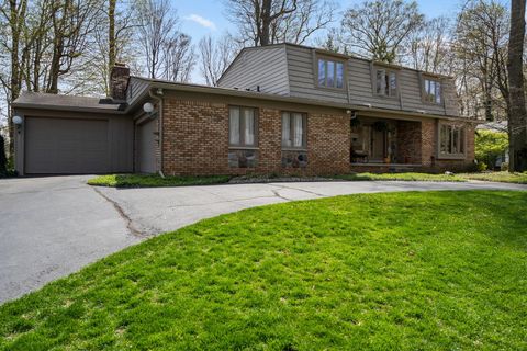 A home in Farmington Hills