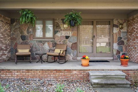 A home in Farmington Hills