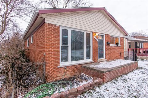 A home in Inkster