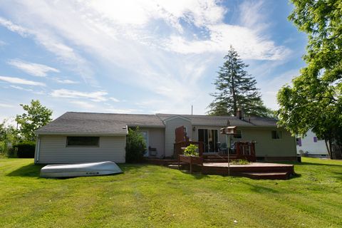 A home in Grand Blanc Twp