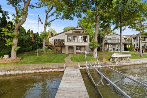 A home in Waterford Twp