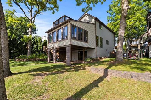 A home in Waterford Twp