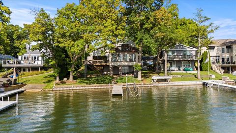 A home in Waterford Twp