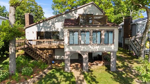 A home in Waterford Twp