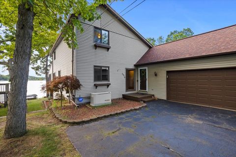 A home in Waterford Twp