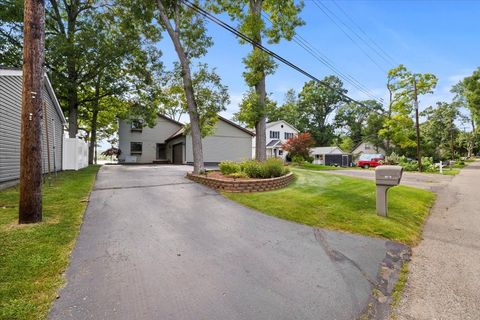 A home in Waterford Twp