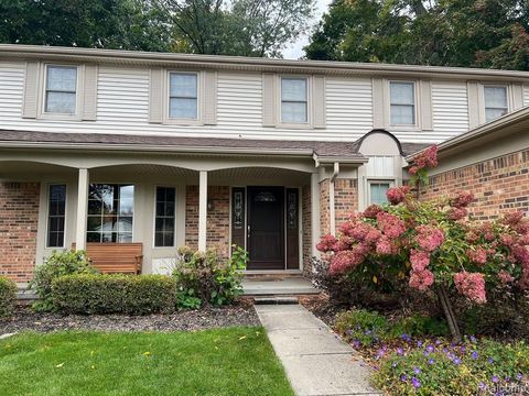 A home in Livonia