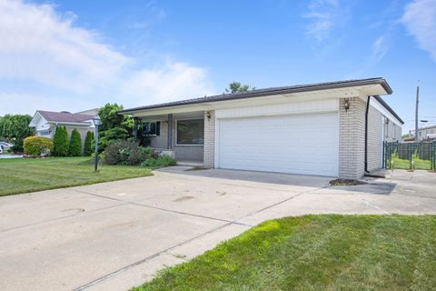 A home in Dearborn Heights