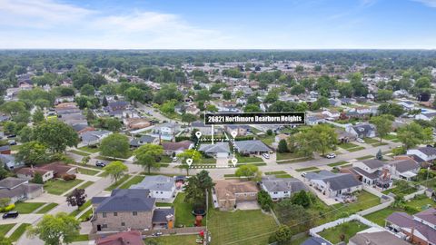 A home in Dearborn Heights