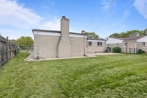 A home in Dearborn Heights