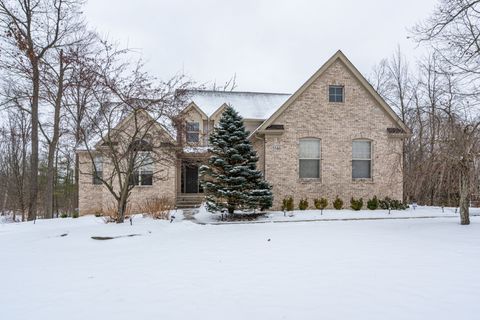 A home in Commerce Twp