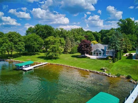 A home in Lake Angelus