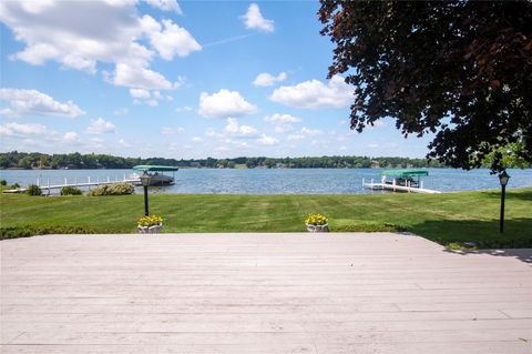 A home in Lake Angelus