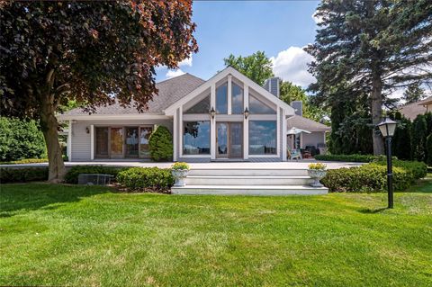 A home in Lake Angelus