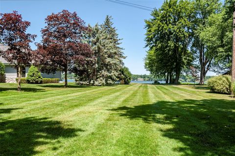 A home in Lake Angelus