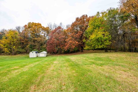 A home in Groveland Twp