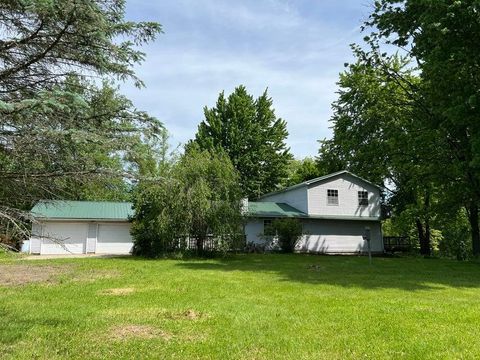 A home in Fairplain Twp