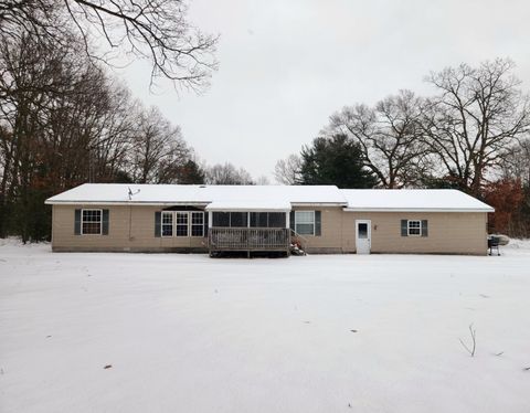 A home in Egelston Twp