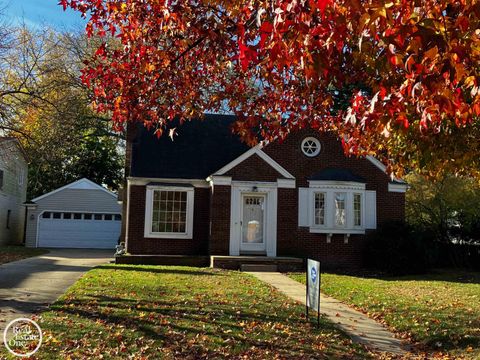 A home in Grosse Pointe Woods