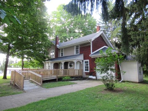 A home in Parma Twp