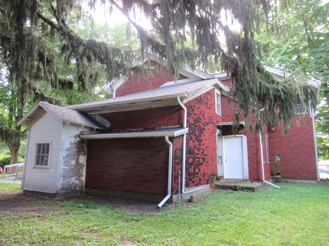 A home in Parma Twp