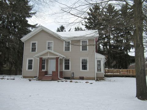 A home in Parma Twp