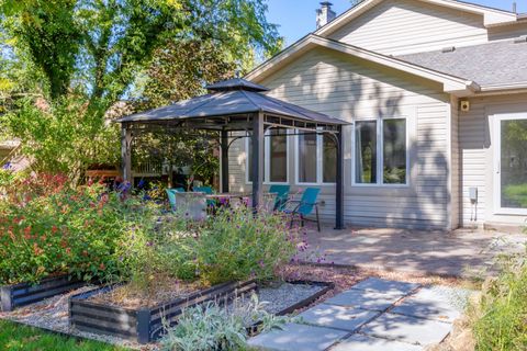 A home in Grosse Ile Twp