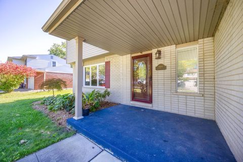 A home in Grosse Ile Twp