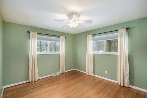 A home in GrosseIleTownship_Wayne