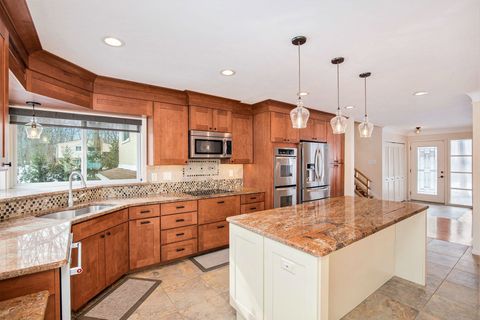 A home in GrosseIleTownship_Wayne