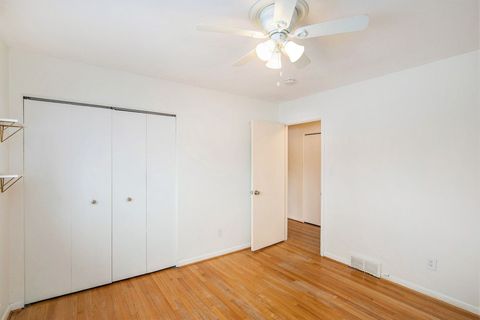 A home in GrosseIleTownship_Wayne