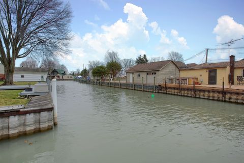 A home in Chesterfield Twp