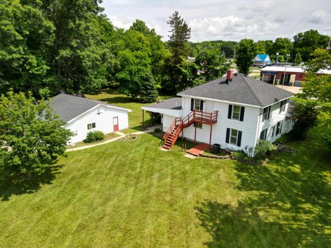 A home in Newaygo