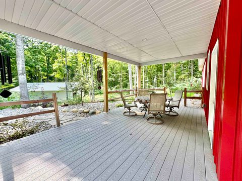 A home in Suttons Bay Twp