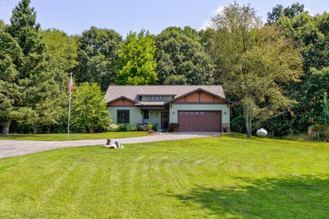 A home in Unadilla Twp