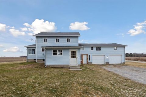 A home in Pinconning Twp