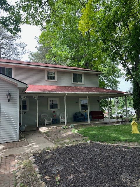 A home in Waterford Twp