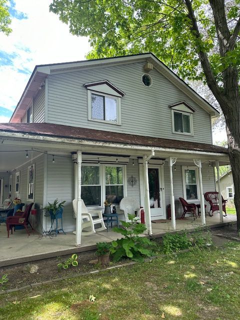 A home in Waterford Twp