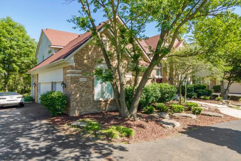 A home in West Bloomfield Twp