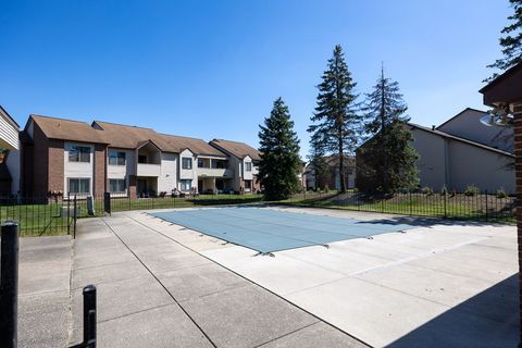 A home in West Bloomfield Twp