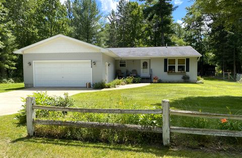 A home in Grayling Twp