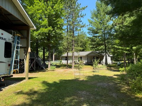 A home in Grayling Twp