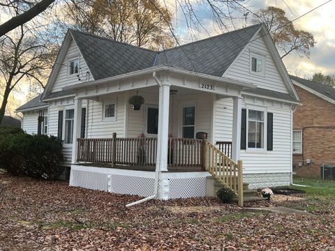 A home in Kalamazoo Twp