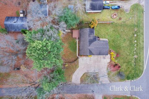 A home in Tallmadge Twp