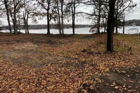 9485 LAKEVIEW Drive Dexter Township MI 48169