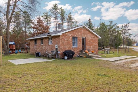 A home in Grayling Twp